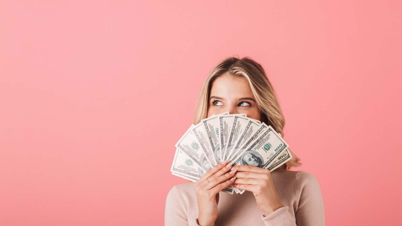 3 Monumental Money Shifts Women Should Make Today